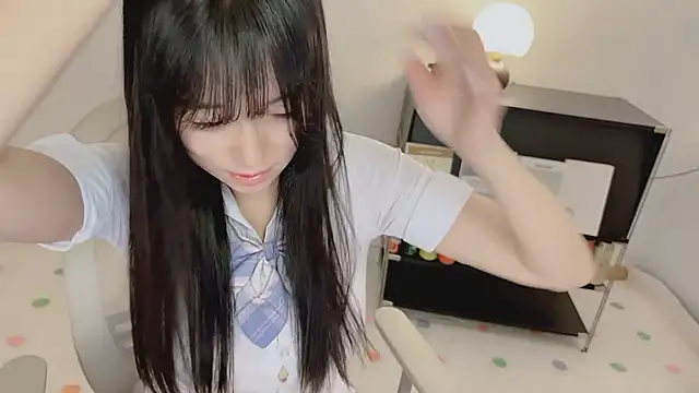 Onechestnut live sex cam
