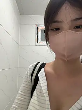 gougou13 webcam