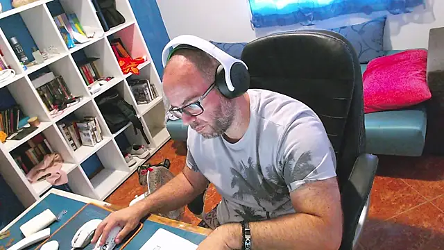 ravingr4d4