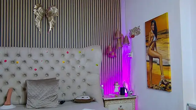 PlayfulShow webcam