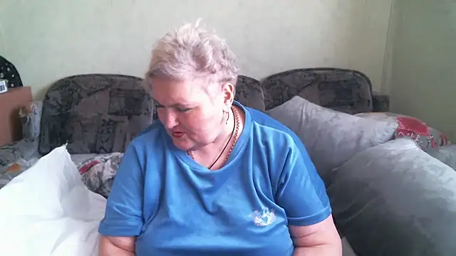 lana555 - Lana555's free webcam - UK Sex Cams