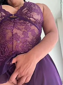 emily-Hornyy webcam