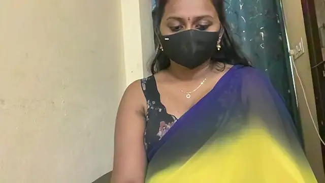 Tanuja-Sexy webcam