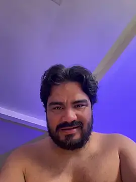 MichaelBear_21 webcam