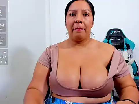 lulu_parker webcam