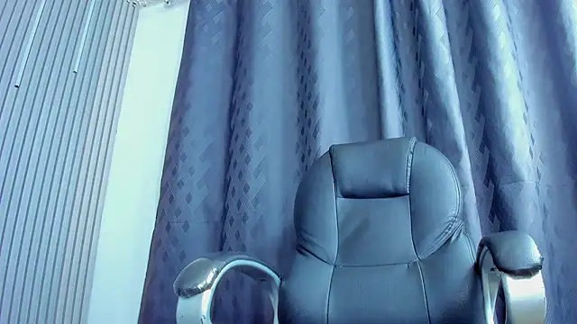 Julian_Smith21 webcam