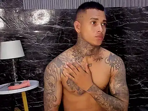 tyler_bell_ webcam