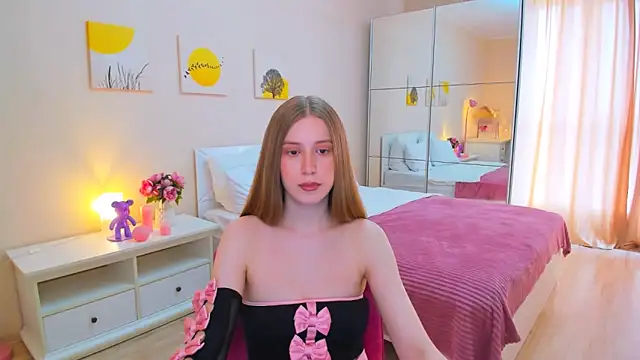 cheeky_chick webcam