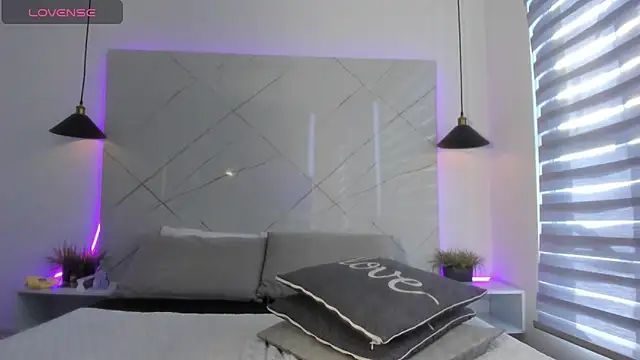 SARAH_COLLENS_ webcam