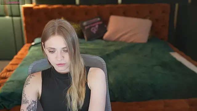 Angy_Netal webcam