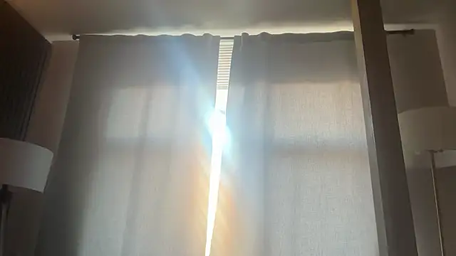 bubblebuttblondeboy webcam