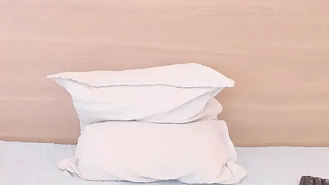 nayiraa_ webcam