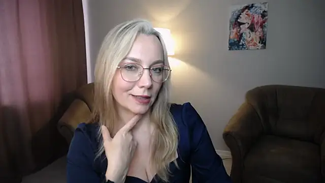 Ava_Elior webcam