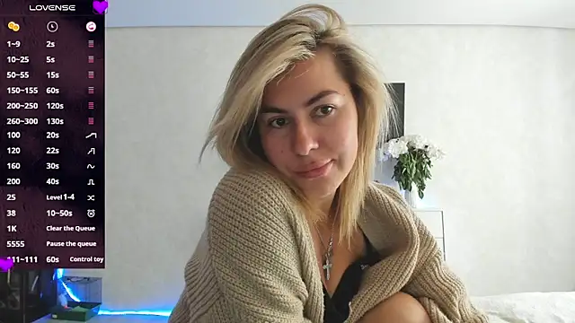 Roxi_Joy webcam