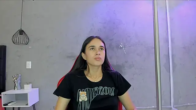 alice__susan webcam
