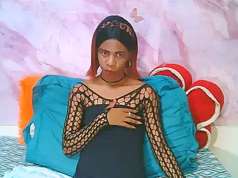EbonySweetPeach webcam