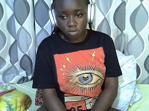 cute_gee5 webcam
