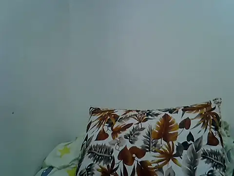 Ebonysweetlyne webcam