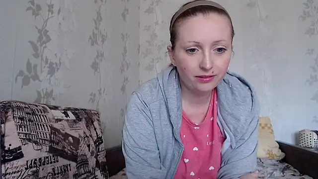 Luna_Bliiss webcam