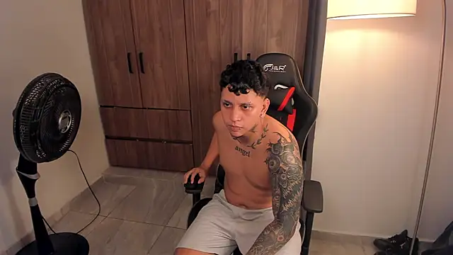 Jake_simons webcam
