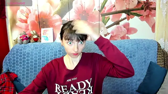 TayanaJons webcam