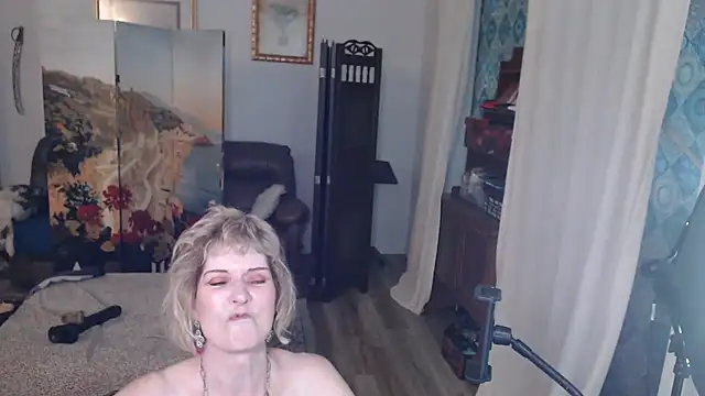 sindeedix (Ask my age) - toy show naked