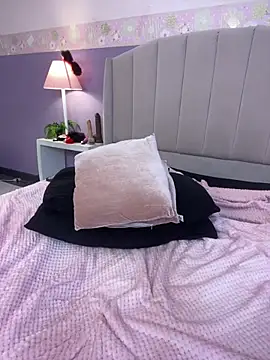 Lolagolden1 webcam