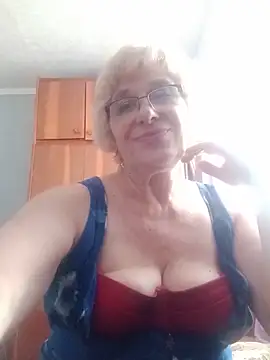 52MiaLove02 webcam