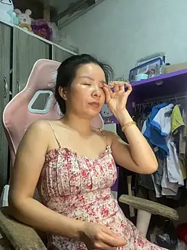 Ivy_Trix2 webcam