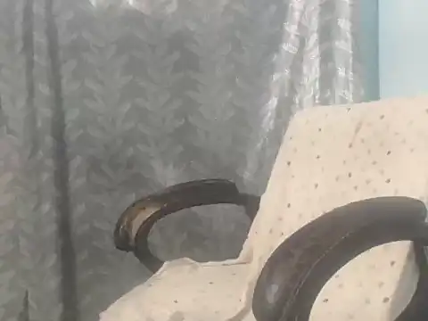 cute-priy webcam