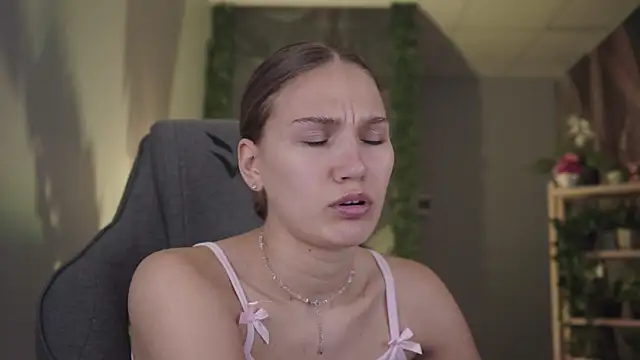 Sweet_Emilya webcam