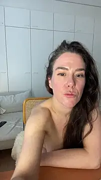 MilkyHoneyLullabies webcam