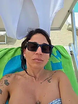 sexy7883 webcam