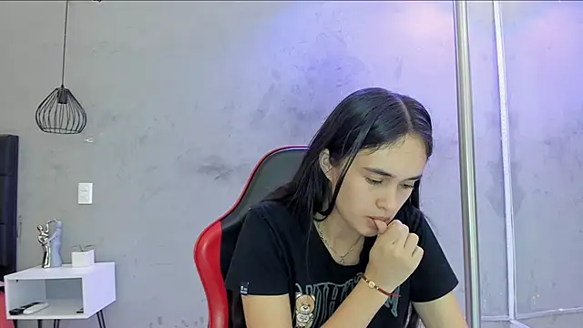 alice__susan webcam