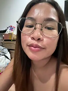 Ponthip webcam
