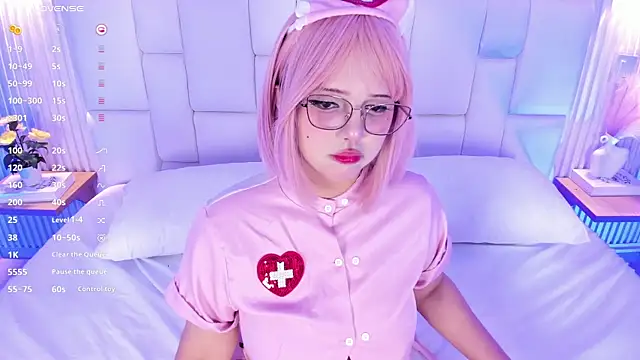 NanaOsaky live sex cam