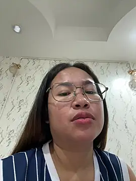 Ponthip webcam