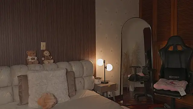 KateOwens's room