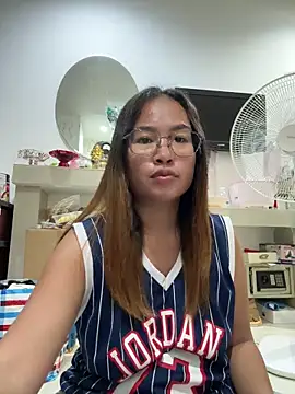 Ponthip webcam