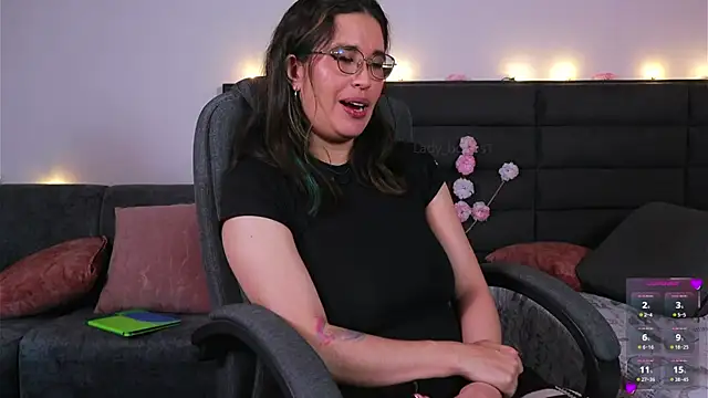 kathieandpovcock1 webcam