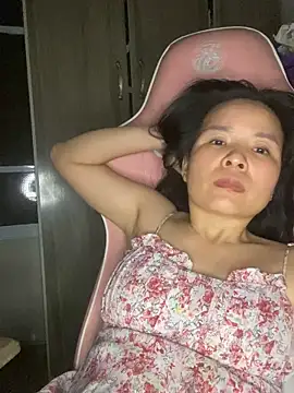 Ivy_Trix2 webcam