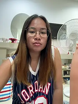 Ponthip webcam