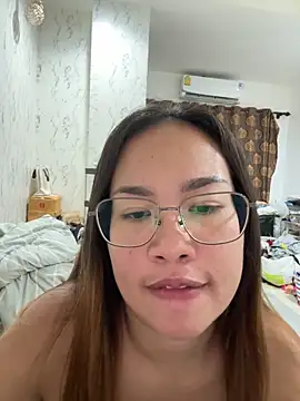Ponthip webcam