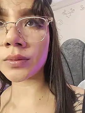 Emily-Cooper- webcam