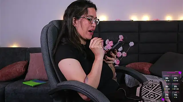 kathieandpovcock1 webcam