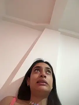 leilani_X webcam