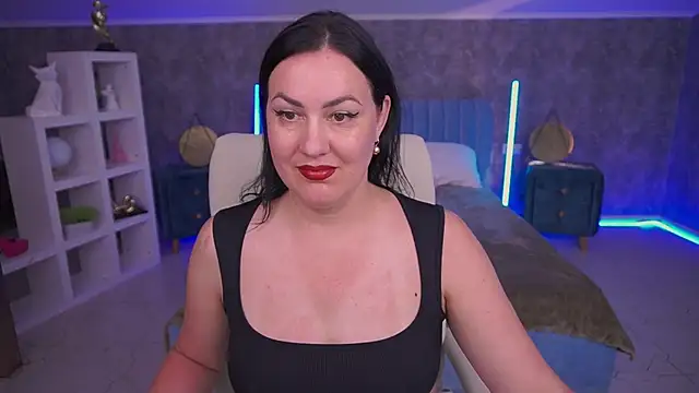 VelvetLuck webcam