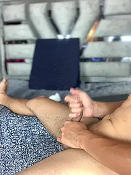 Antonella_And_Thiago webcam