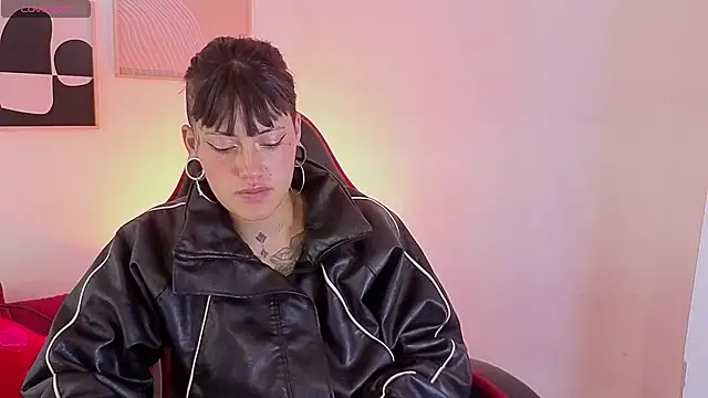 _sharlotte777 webcam