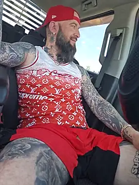 Beardedtattood webcam
